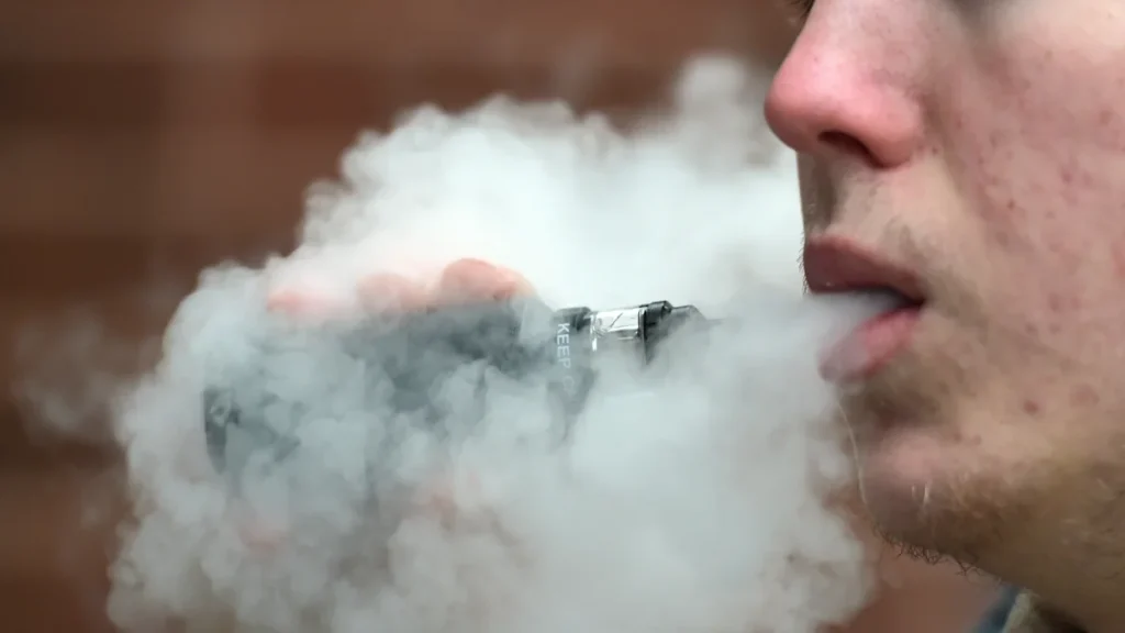 British American Tobacco Hikes Smokeless Sales Growth Forecast as Velo and Vuse Demand Accelerates