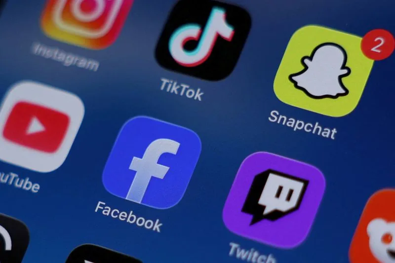 Canada Introduces Bill to Ban Social Media for Children Under 16, Regulate AI Chatbots
