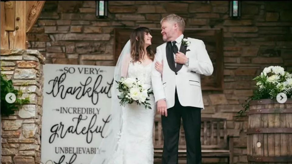 Heather McComb and Scott Michael Campbell wedding