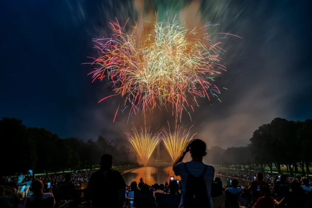 America’s 250th Birthday: 11 Best Places to Watch July 4 Fireworks in 2026