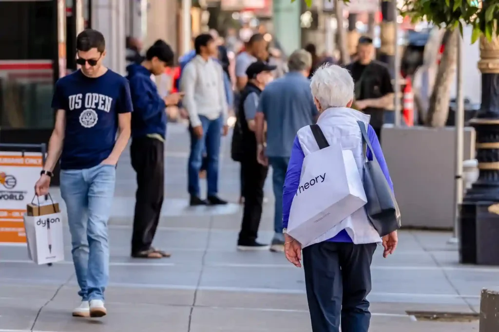 US Inflation Hits 4.1%, Highest in 3 Years as Fed’s Preferred PCE Gauge Surges