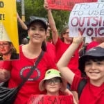 Victorian teachers protest Labor pay deal before election