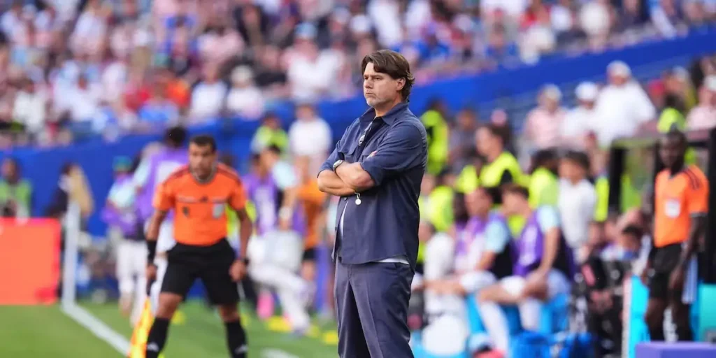 Mauricio Pochettino stands on the touchline during the United States vs Belgium FIFA World Cup 2026 Round of 16 match as FIFA suspended two USMNT staff members before kickoff.