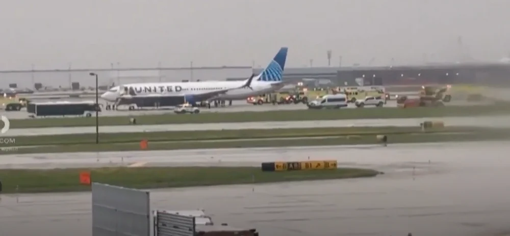American Airlines aircraft at Chicago O’Hare International Airport after Flight 386 tire incident