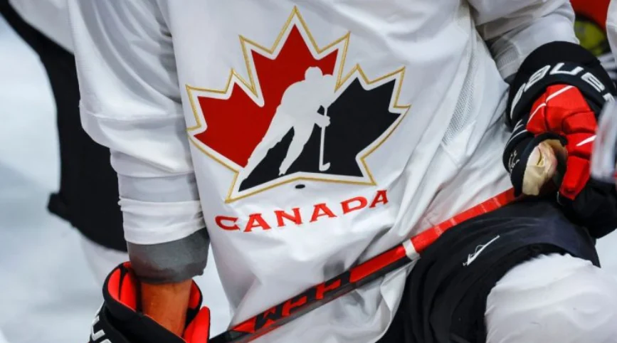 Canada celebrates 2026 Hlinka Gretzky Cup gold after 8-1 win over USA
