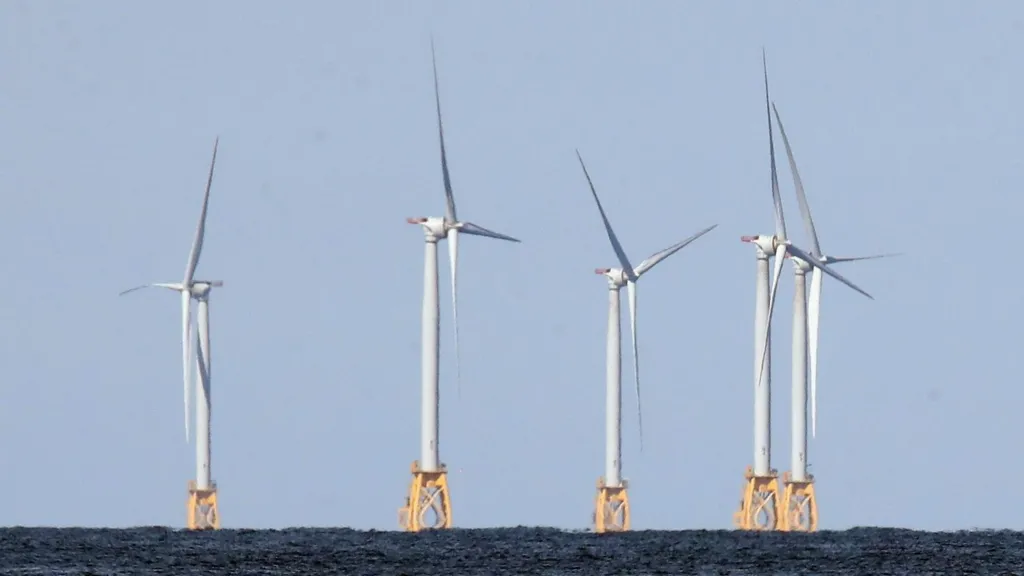 US strikes $1.2bn deal to pay German firm to halt offshore wind projects