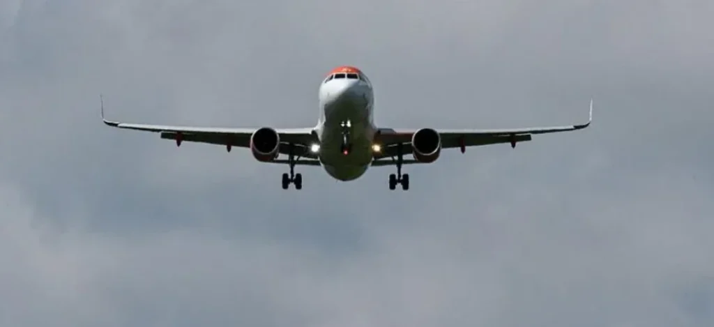 Air Arabia aircraft at Gatwick Airport linked to landing gear death investigation