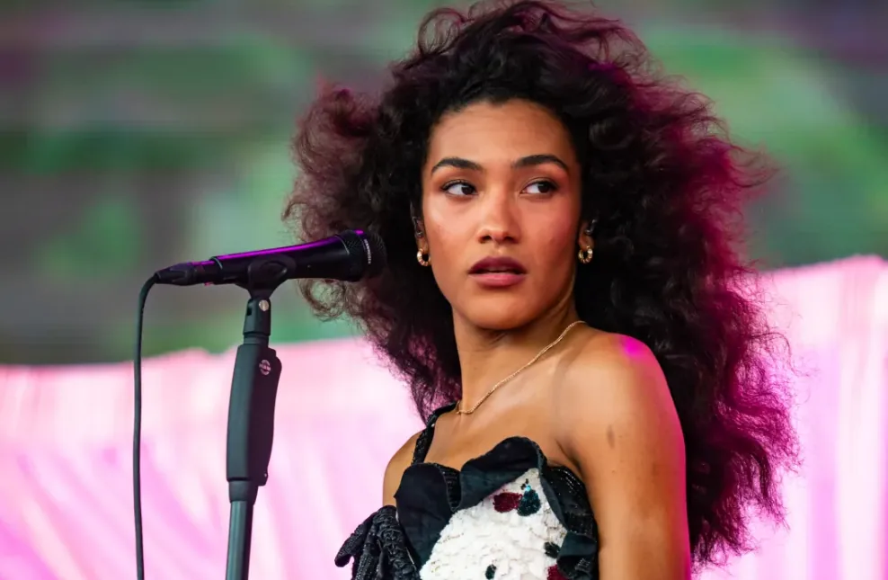 Olivia Dean performing live on stage ahead of her sold-out Auckland concert at Western Springs Bowl