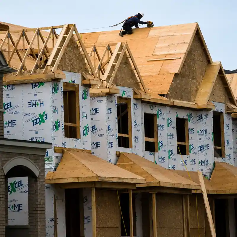 New homes under construction in Ontario as HST rebate supports increased buyer demand and new home sales.