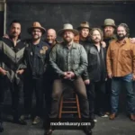Zac Brown Band surprises 37,000 Fenway Park fans with free cruises