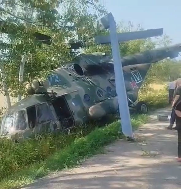 Russian Mi-8 helicopter crash-lands on Sakhalin highway