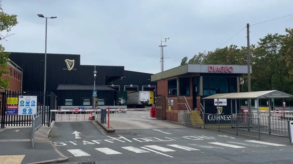 70,000 Pints of Guinness Stolen in Brazen UK Heist — Police Hunt Two Trailers