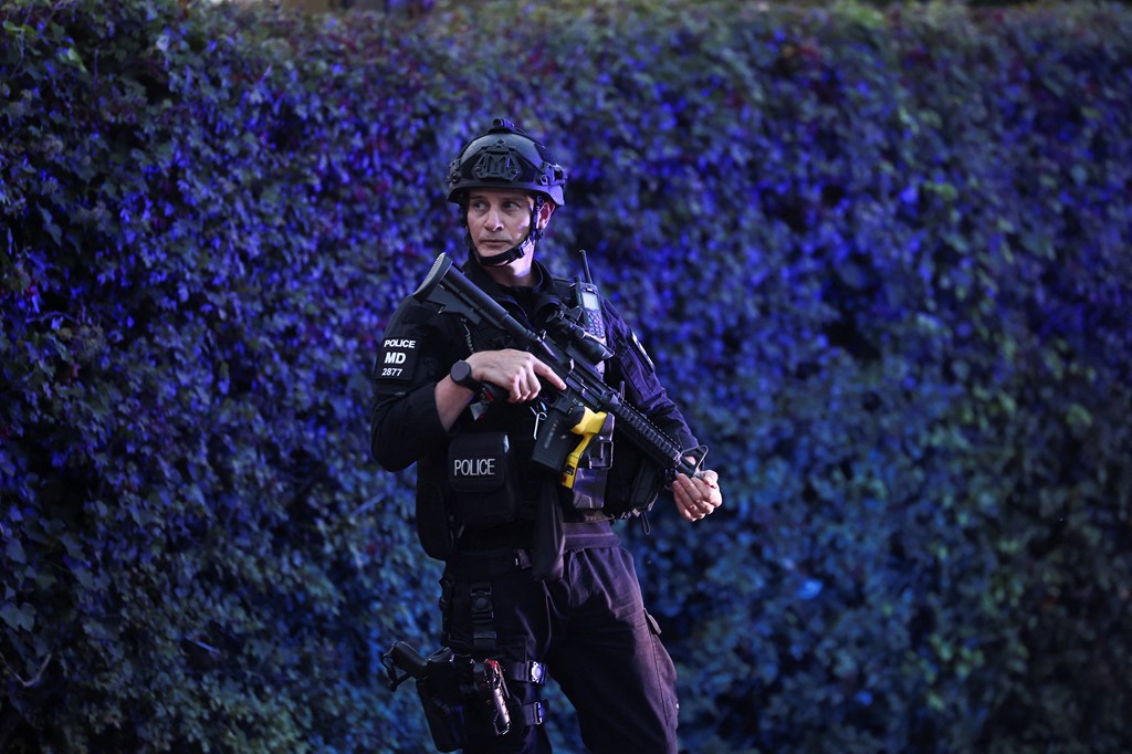 Major Incident Near RAF Fairford: Homes Evacuated After Explosives Arrests