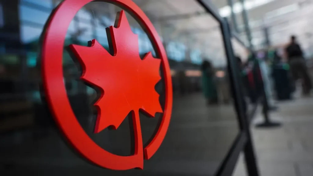 Air Canada Now Charges $30 for Phone Bookings: Who Pays and How to Avoid It