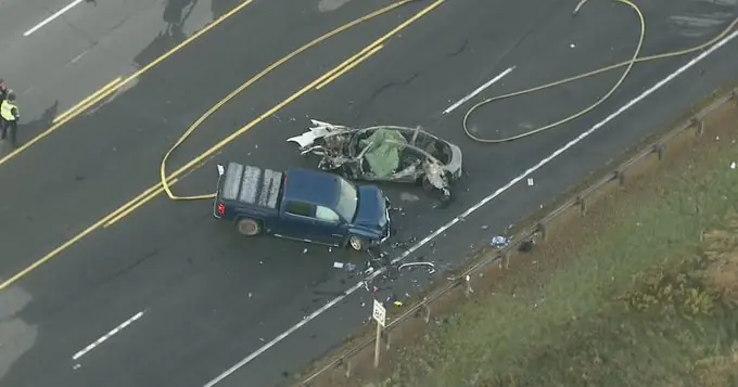 Fiery King Township Crash Kills 1, Injures 2 Near Toronto; Davis Drive Closed