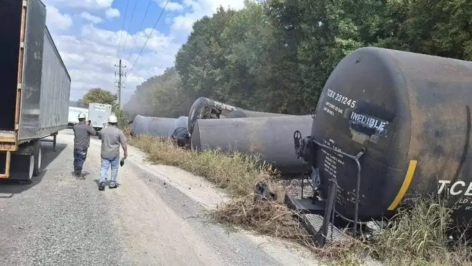 Two Norfolk Southern Trains Derail in Alabama