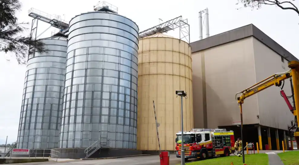 Major Cardiff Feed Mill Fire Reaches 500°C as Crews Battle Flames in NSW