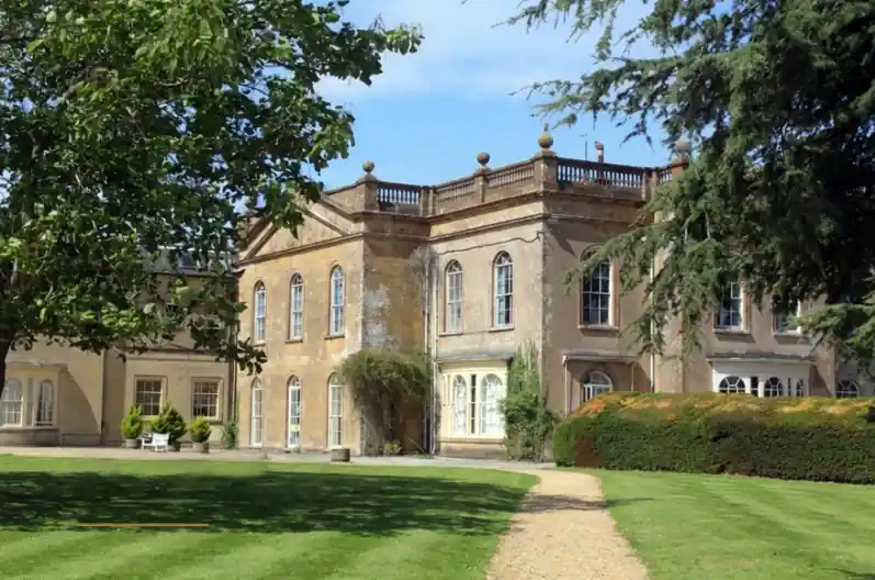 Leweston School near Sherborne, Dorset, announces sudden closure after half-term, affecting 577 pupils in October 2026.