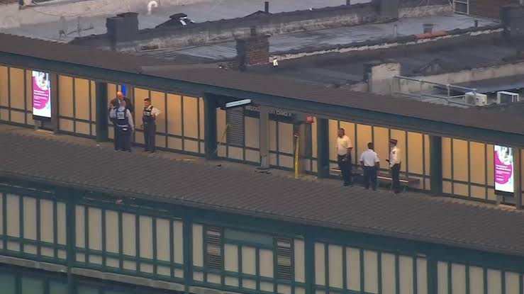 Queens J train stabbing