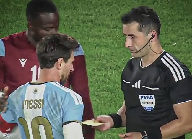 Messi red and yellow cards after farewell
