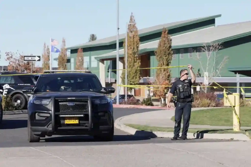 Oregon School Shooting: Bystander Kills Teen Gunman, 4 Dead
