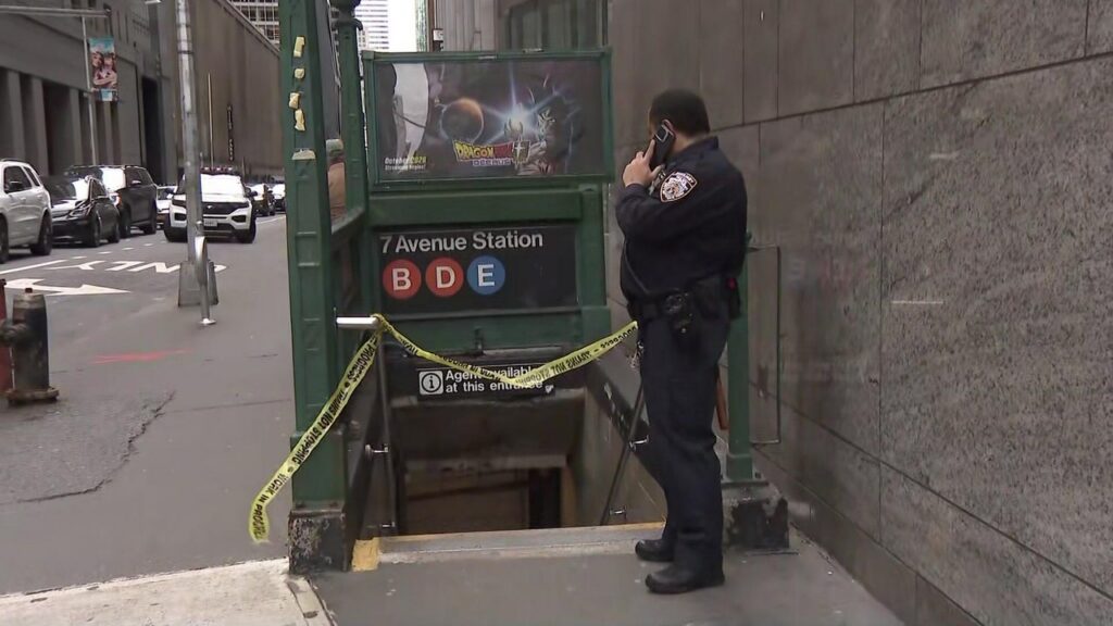 Man Killed in Manhattan Subway Shooting After Reported Argument
